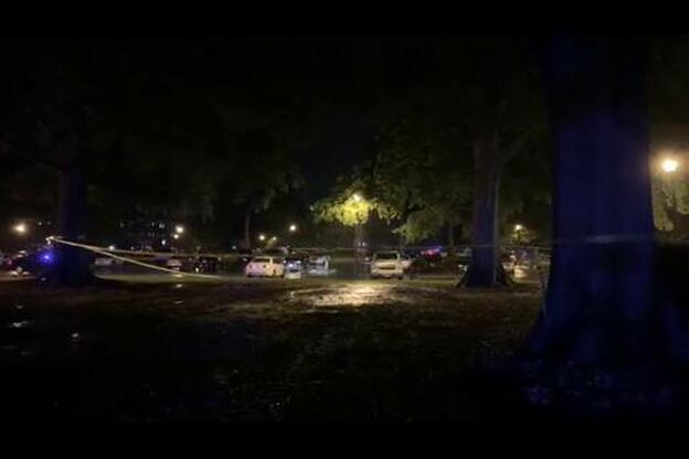 Al menos 13 muertos y 4 heridos en un tiroteo en un edificio público de EEUU