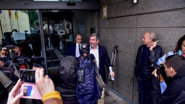 Las grúas tienen memoria