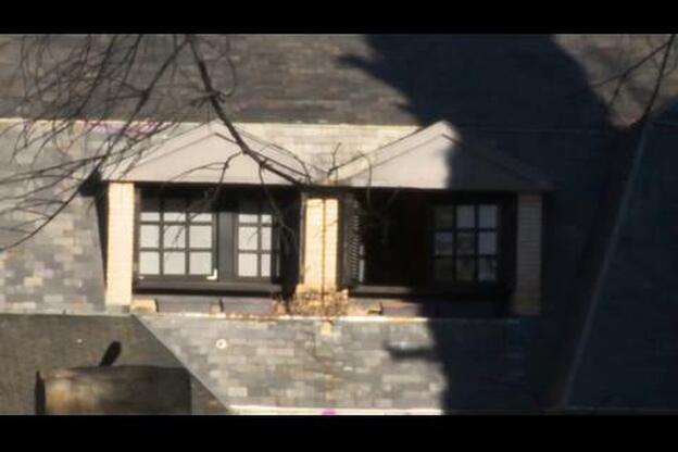 Bustamante ya no duerme solo