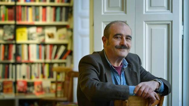 Rafael Reig: «Solo reseño a autores españoles para ponerles verde»