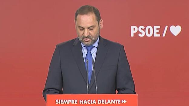 El PSOE rechaza gobernar en coalición con Podemos y mira a PP y C’s para no repetir elecciones