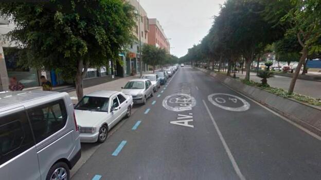 Un motorista herido tras una caída en Telde