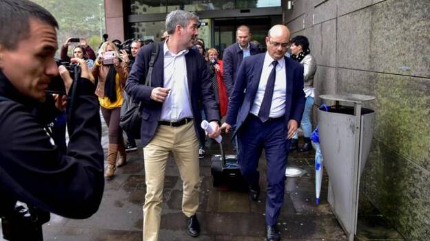 «Ni se les pasó por la cabeza» caducar la concesión de las grúas