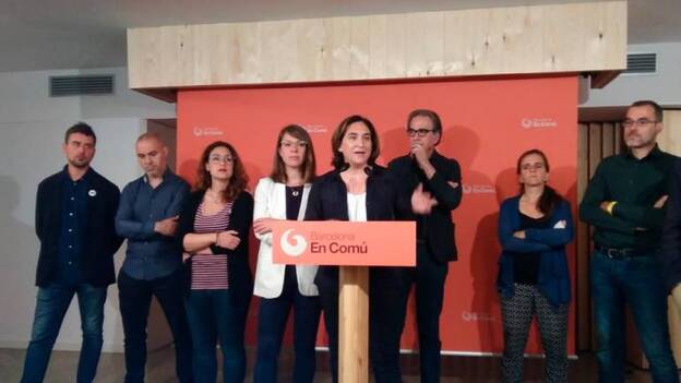 Tensión entre independentistas y comunes por los pactos en Barcelona