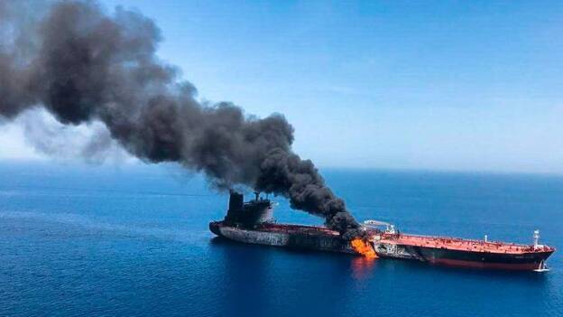 El ataque a dos petroleros dispara la tensión en el Golfo Pérsico