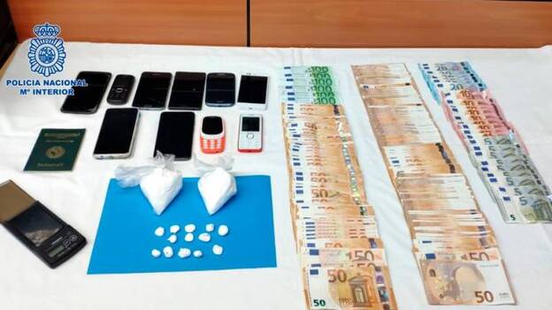 Detienen a una familia con un servicio de 'tele-coca'