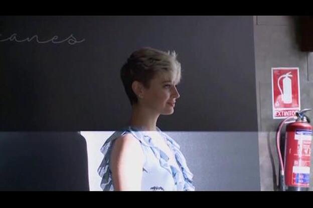 Laura Escanes muestra sus 25 semanas