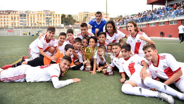El Huracán sella su doblete superando al San Fernando