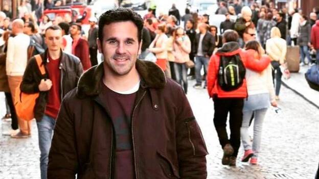 Tres detenidos por matar a golpes a un profesor