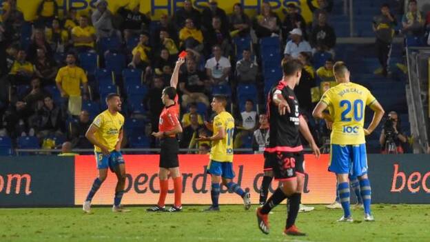 El VAR, el primer fichaje de la UD