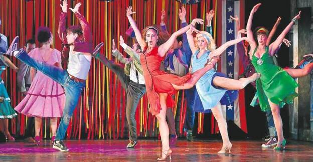 Los Jets y los Sharks pugnan en el Cuyás