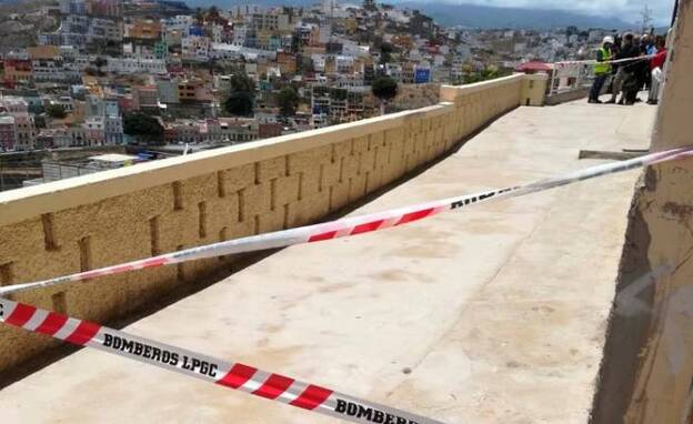 Un hundimiento en la calle Teide obliga al desalojo de una vivienda