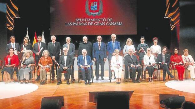 La ciudad se entrega a sus referentes