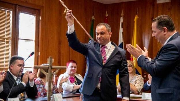 El gobierno de Moya ahorra un 46% en sueldos