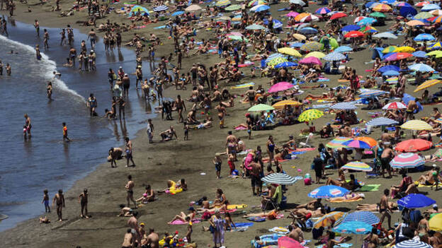 Turismo entre islas: vacaciones dentro del archipiélago