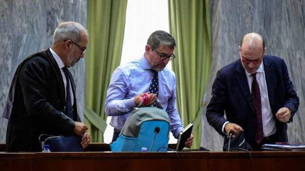 La primera sesión del Albagate, en imágenes