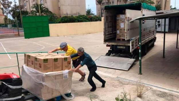 PP y C’s salvan el reparto de 10.863 kilos de alimentos en el Cono Sur
