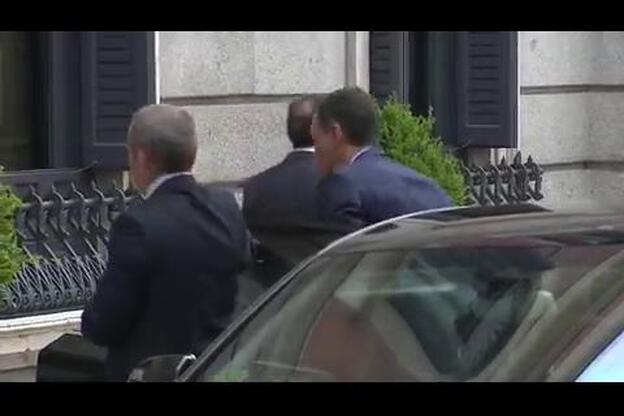 Podemos pide a sus bases que elijan entre gobierno de coalición o monocolor