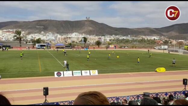La cantera brilla en el primer test del verano (0-4)