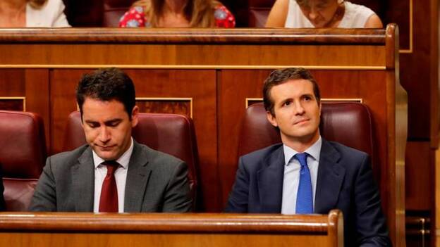 Casado ve a Sánchez «rehén» de sus socios