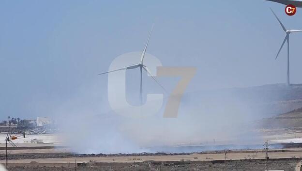 Arde otra zona de pastos y rastrojos en Arinaga