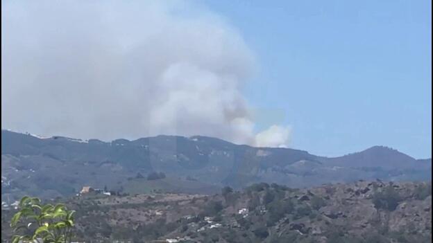 Así se ve el incendio desde la capital grancanaria
