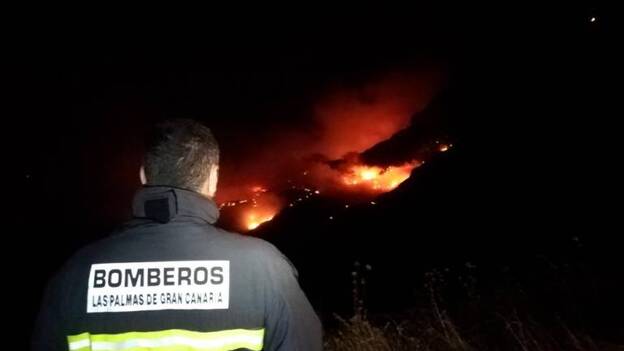 «El fuego es una bestia fuera de la jaula»