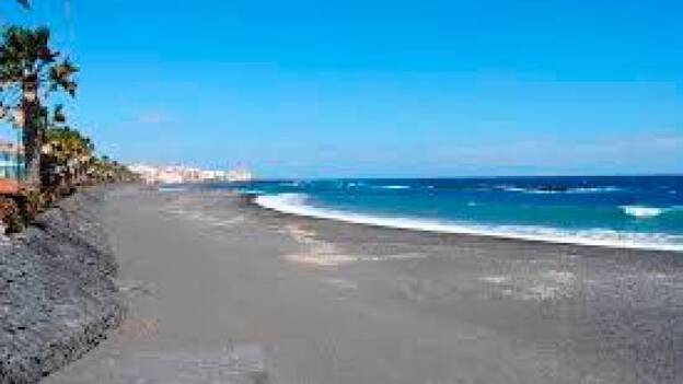 Fallece un hombre por posible ahogamiento en una playa de Tenerife