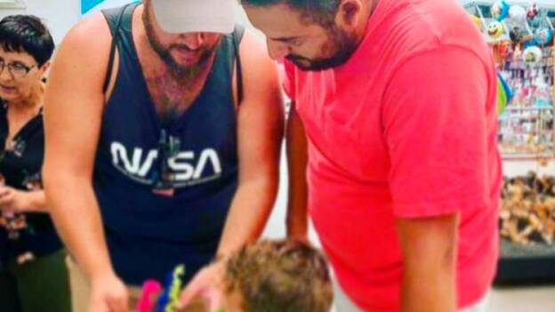 El difícil camino de una familia homoparental para tener un hijo