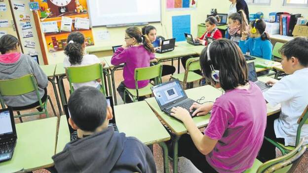Educación revisará el modelo de supervisión docente en el aula