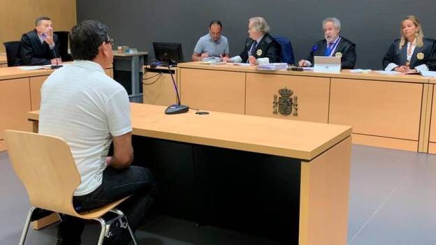 Lo condenan por abuso y no por agresión sexual