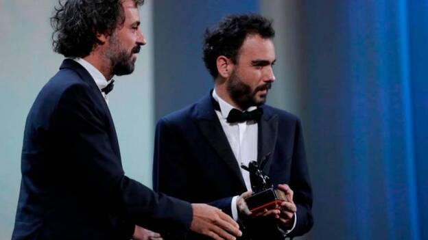 Premio en Venecia a Théo Court por ‘Blanco en Blanco’