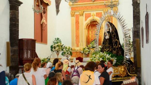 Romería a lo grande a la Virgen de los Volcanes