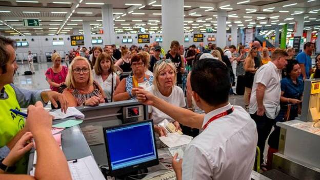 Canarias plantea la exención de las tasas aéreas