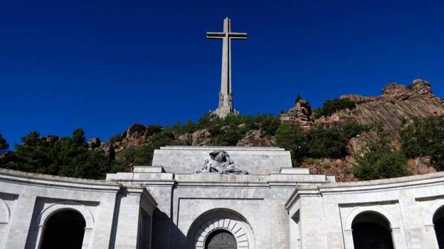 El Supremo avala exhumar los restos de Franco para enterrarlos en El Pardo