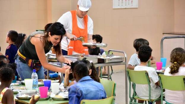 Solo 69 niños pudieron acogerse al comedor escolar este verano