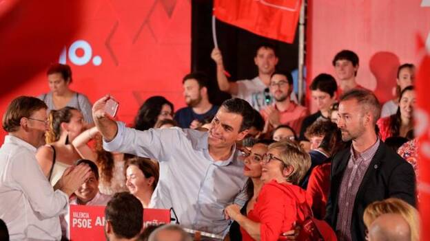 Sánchez, en un único debate a cinco el 4 de noviembre