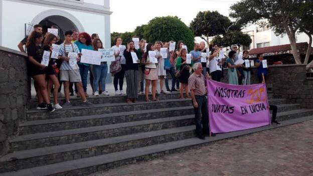 Investigan la agresión sexual a una mujer de tres hombres en El Cotillo