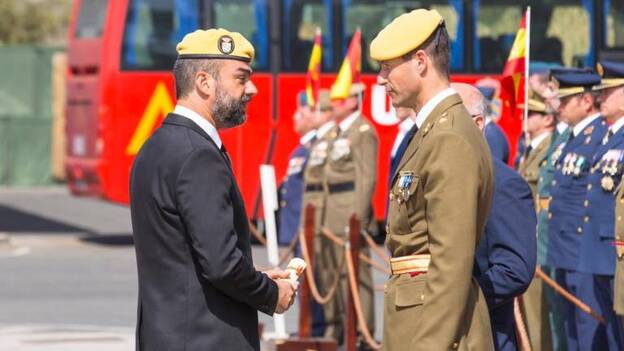 Federico Grillo, soldado de honor de la UME