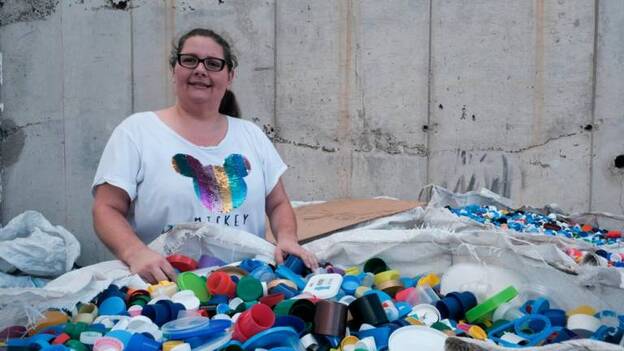 Sin casa para los tapones solidarios