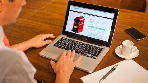 Los canarios son los que menos compran por internet