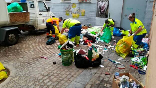Un vertedero en mitad de la ciudad