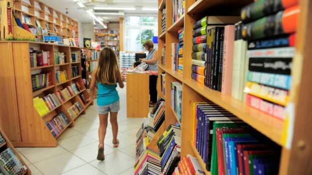 Educación da el visto bueno a los libros gratis para 86.000 escolares