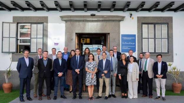 Reunidos para debatir sobre el futuro