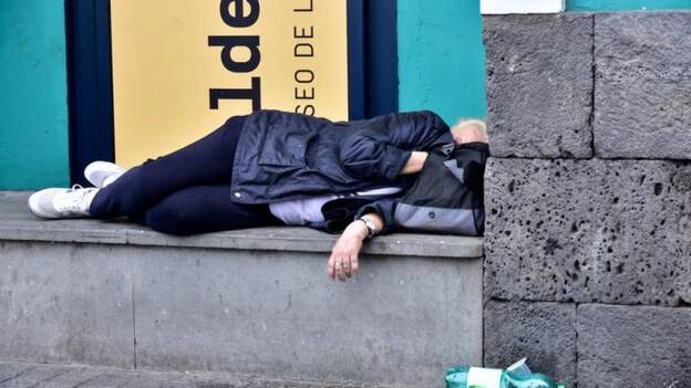 324 personas duermen en las calles de la ciudad