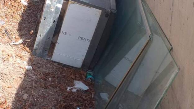 Un cementerio de escombros en San Lázaro