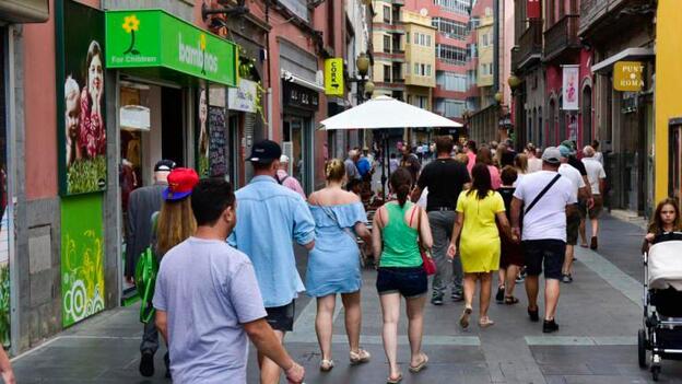 La economía canaria crece al 1,6 %, la tasa más baja desde finales de 2014