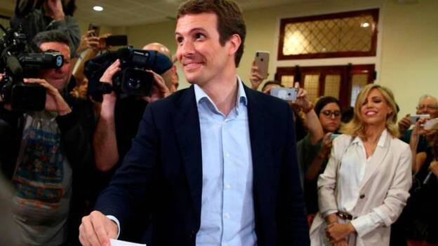 Casado pide votar "masivamente" para obtener un resultado "claro"