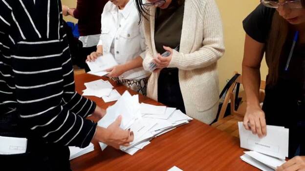 Cierran los colegios electorales