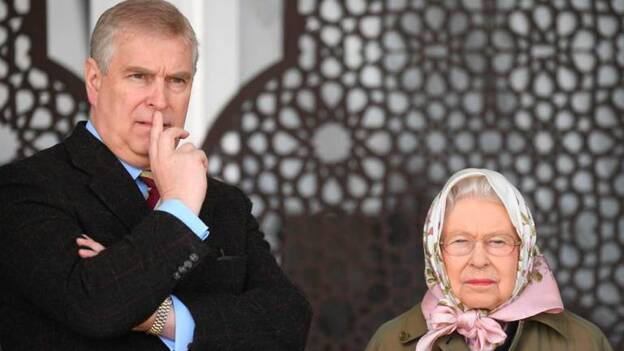 El príncipe Andrés de Inglaterra abandona sus funciones públicas